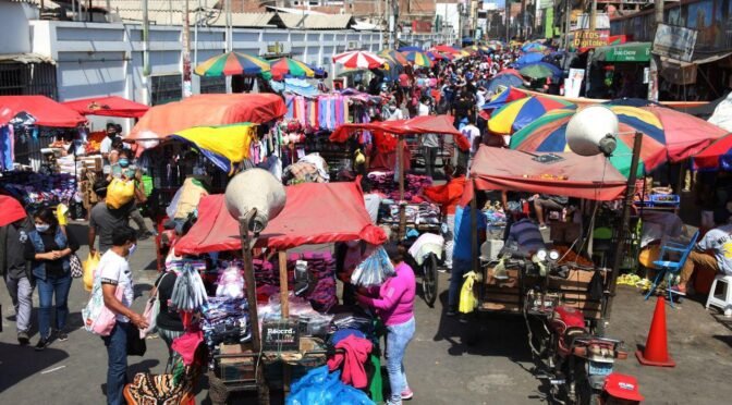 Los trabajadores informales plantan cara a la crisis en América Latina