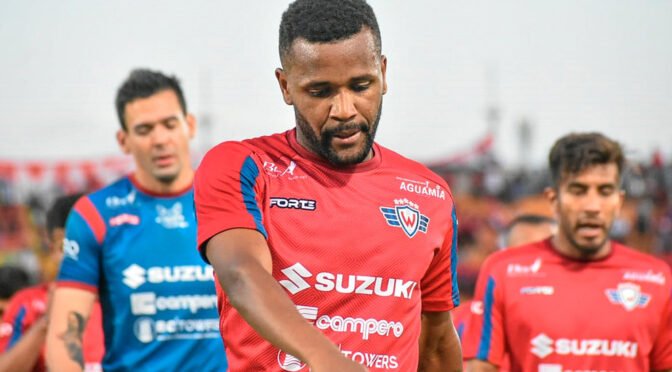 Wilster cae goleado en casa frente a The Strongest