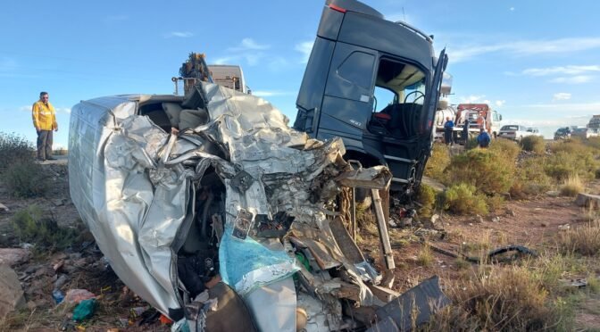 Trágico accidente en Viernes Santo deja 12 fallecidos en la carretera Oruro-Pisiga