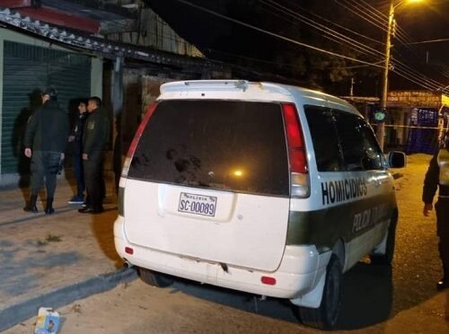 Mujer pierde la vida tras ser atropellada mientras botaba la basura