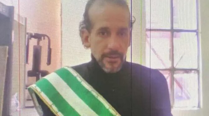 Luis Fernando Camacho luce demacrado a siete meses de su encarcelamiento; piden garantizar su atención médica