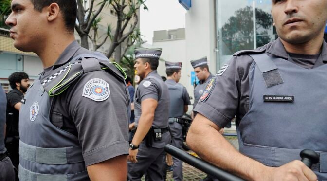 Policía brasileña halla nueve fallecidos, siete de ellos cuerpos carbonizados