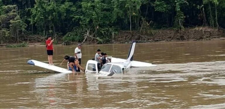 SIETE PERSONAS SOBREVIVEN A LA CAÍDA DE UNA AVIONETA EN BRASIL